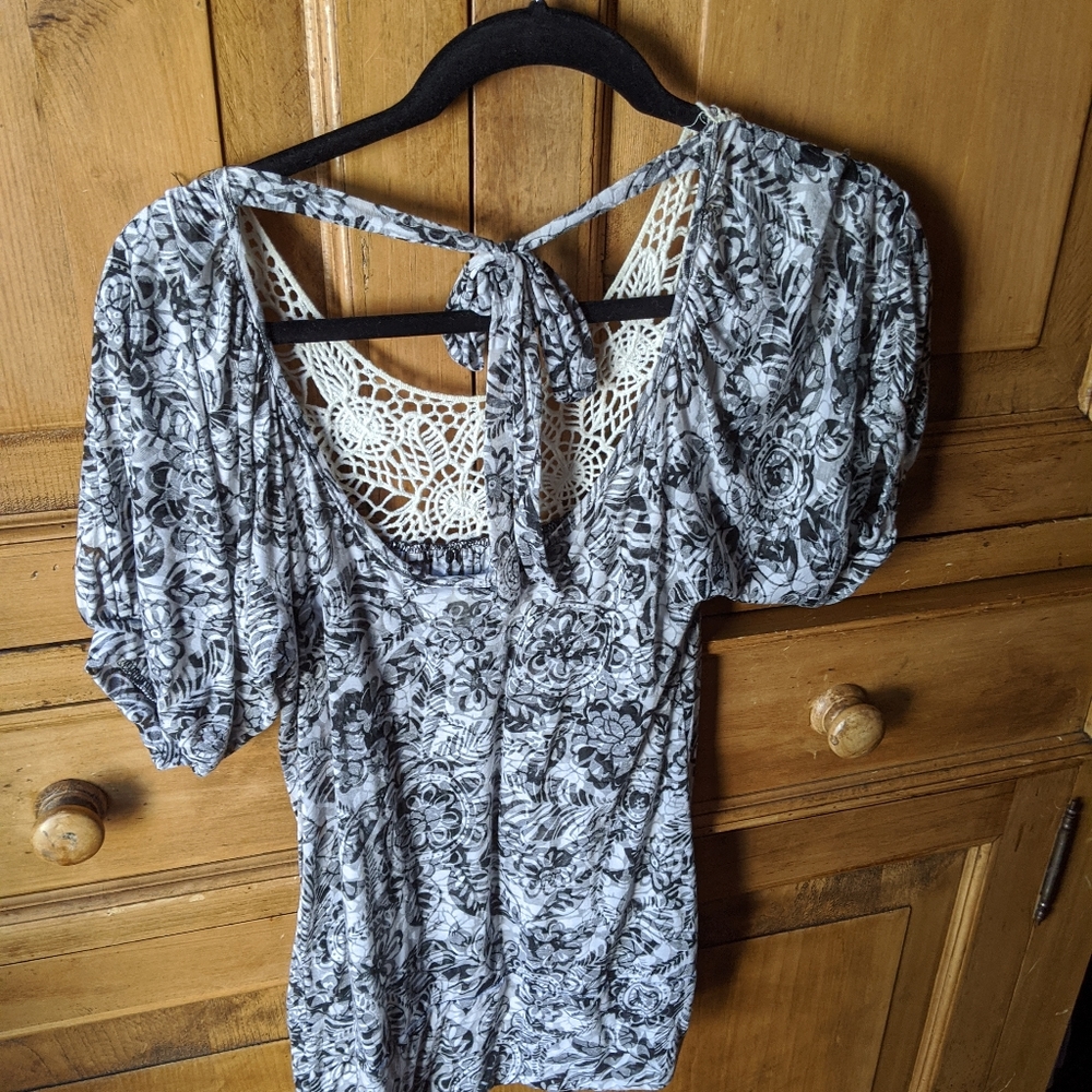 Blouse - Picture 2 of 2